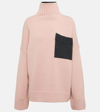 Jw Anderson Bicolor Patch Pocket Sweater In Pink Grey