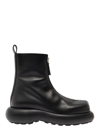 Jil Sander Strong Form Semi-shiny Calf Leather Trunk Ankle Boot In Black