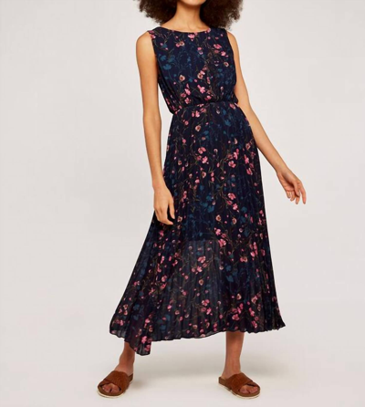 apricot blue floral dress Apricot Elegant Floral Embroidered Sleeveless Midi Vintage Dress