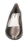 Easy Street Ballari Round Toe Pump In Pewter