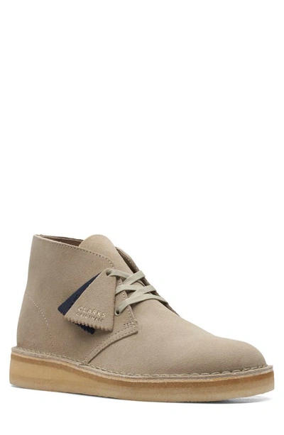 Clarks Desert Boot In Stone Suede