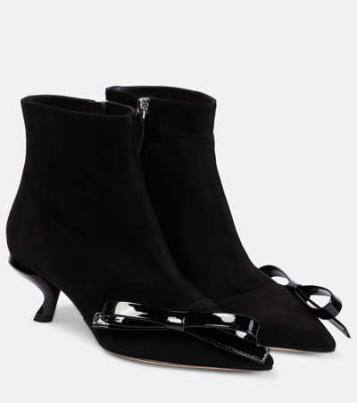Roger Vivier Virgule Bow-embellished Suede Ankle Boots In Black