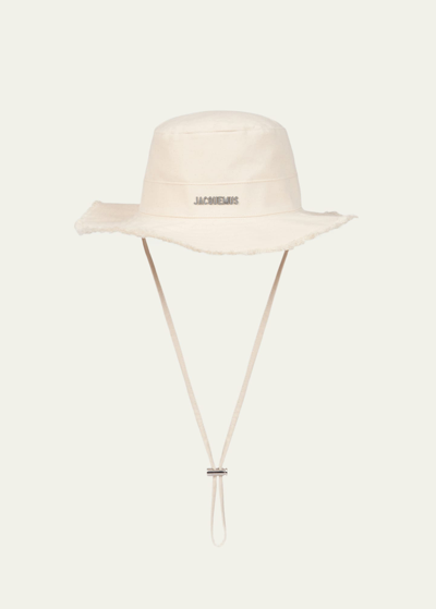 Jacquemus Men's Le Bob Artichaut Frayed Bucket Hat In Off-white