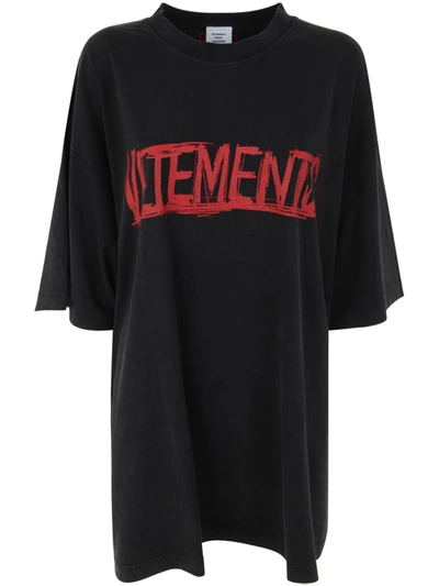 Vetements Worldtour Logo T-shirt In Black