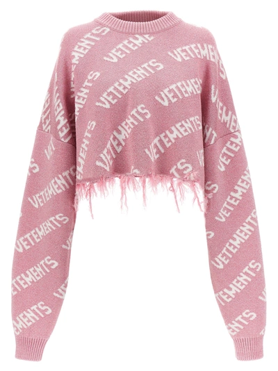 Vetements Monogram Cropped Sweater In Baby Pink White