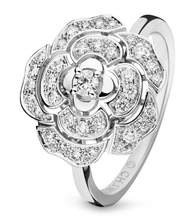 Pre-owned Chanel White Gold And Diamond Camélia Ring In Silver