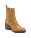 Bandolino Enisy Chelsea Boot In Medium Natural