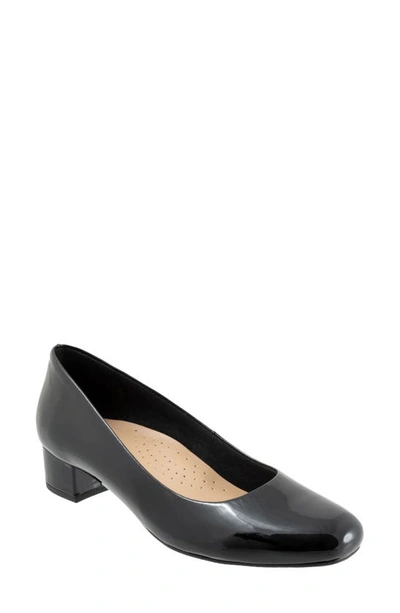 Trotters Dream Pump In Black Patent