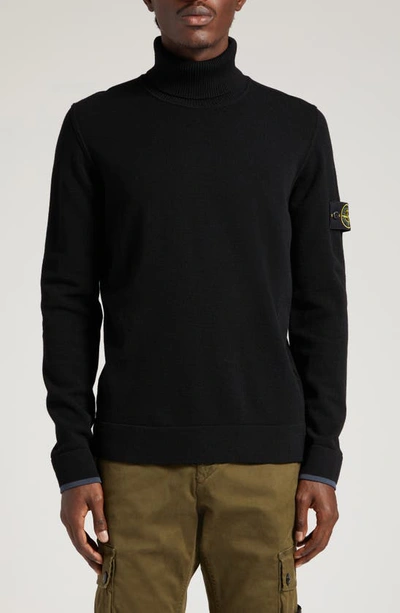 Stone Island Round-neck Sweatshirt With Zipped Sleeve Pocket In Black
