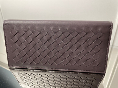Pre-owned Bottega Veneta Men Leather Intercciaco Long Bifold Wallet 390878 In Dark Plum Or Dark Brown