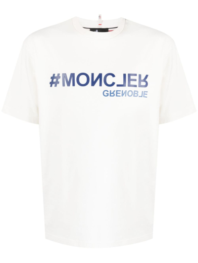 Moncler Logo T-shirt White In Blanc