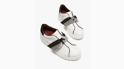 Kate Spade Lexi Sneakers In Optic White/black