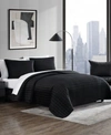 Vera Wang Diamond Velvet Reversible Quilt Set In Black