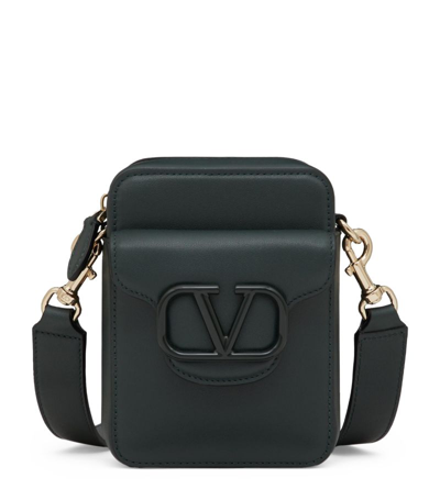 Valentino Garavani Vlogo Schultertasche In Black