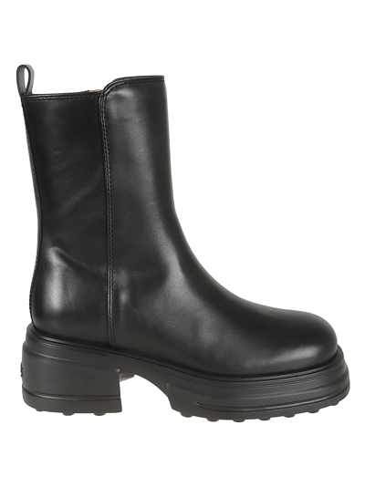 Tod's Gomma 84k Leather Boots In Black