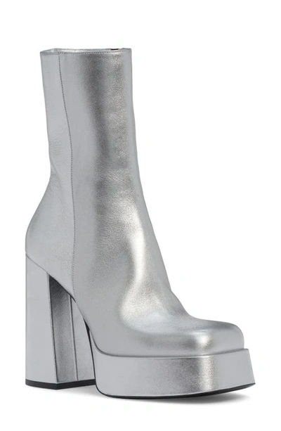 Versace 120毫米金属色皮革靴子 In Silver