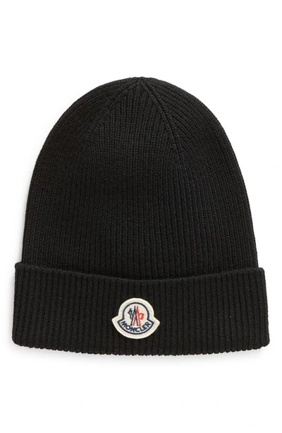 Moncler Logo Patch Virgin Wool Knit Beanie In Black