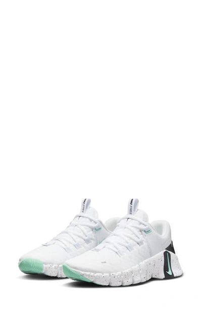 Nike Women's Free Metcon 5 Workout Shoes In White