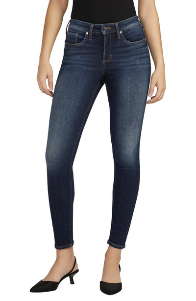 SILVER JEANS CO. INFINITE FIT MID RISE SKINNY JEANS
