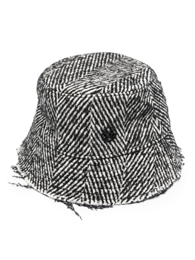 Ruslan Baginskiy Embroidered-logo Bucket Hat In Black