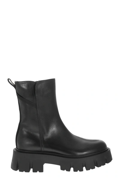Premiata Chunky-sole Leather Ankle Boots In Black