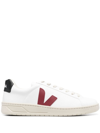 Veja V-12 Low-top Sneakers In White/marsala/nautico