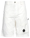 C.p. Company Cargo Shorts In Lightweight Brushed Cotton Fleece In White