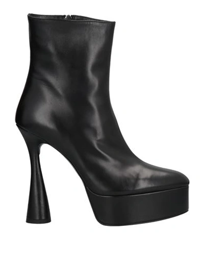 Eddy Daniele Ankle Boots In <p> Black Ankle Boots In Leather With Wedge