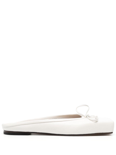 Jacquemus Off-white Le Chouchou 'les Mules Plates Ballet' Ballerina Flats