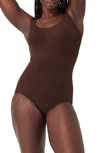 Spanx Thinstincts 2.0closed Bust Mid-thigh Bodysuit In Chestnut Brown