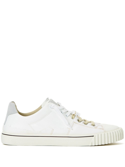 Maison Margiela Off-white Tabi Sneakers In T1003 White