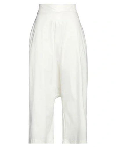 Alessio Bardelle Woman Pants White Size M Viscose, Nylon, Elastane