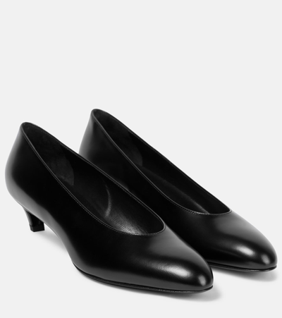 The Row New Almond Leather Pumps In Black