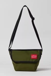 Manhattan Portage Mini Ny Messenger Bag In Olive
