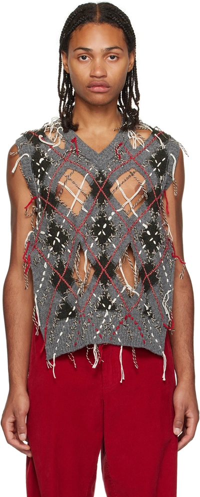 Maison Margiela Contrasting-stitch Argyle-knit Vest In Gray