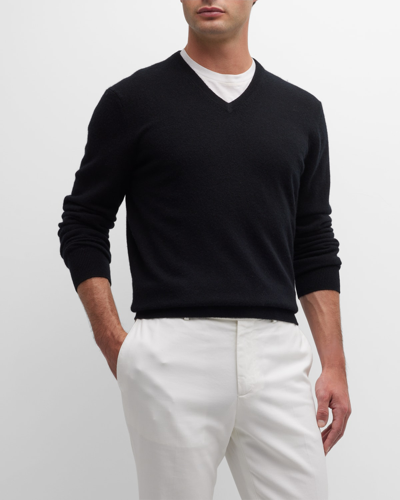 Neiman Marcus Men's Cashmere V-neck Sweater In Black