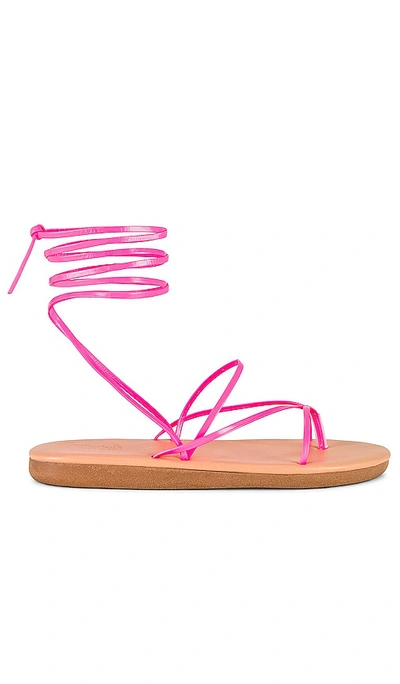 Ancient Greek Sandals String 人字拖鞋 – 荧光粉 In Pink