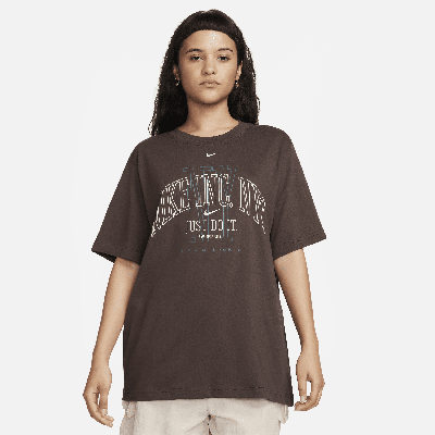 Nike Women's  Sportswear Essential Graphic T-shirt In Brown