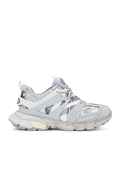 Balenciaga Led Trac 系带运动鞋 In Light Grey Mix