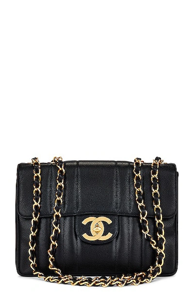 Pre-owned Chanel Caviar Turnlock Chain Shoulder Bag In Black