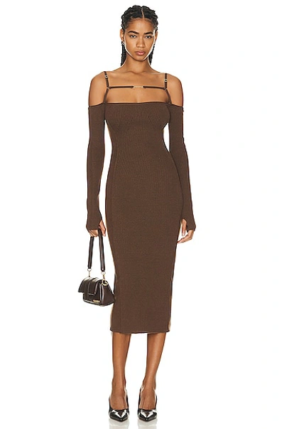 Jacquemus Sierra Off-the-shoulder Ribbed-knit Midi Dress In Brown