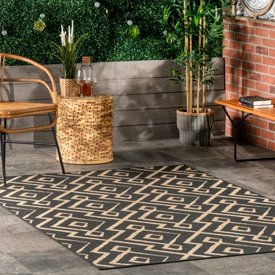 Nuloom Sammi Geometric Trellis Indoor/outdoor Area Rug In Beige