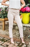 Lyssé Tate Low Rise Ankle Trouser In Champagne In Beige