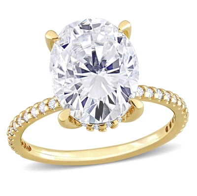 Mimi & Max 4 7/8 Ct Dew Oval Created Moissanite Engagement Ring In 10k Yellow Gold In Silver