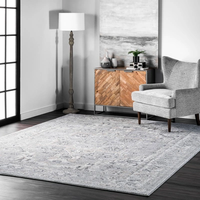 Nuloom Gena Distressed Transitional Medallion Area Rug