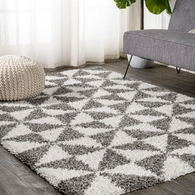 Jonathan Y Alcudia Geometric Shag Area Rug