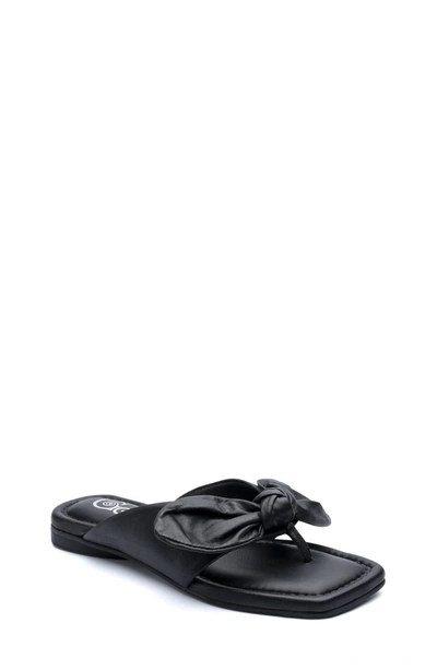 Golo Bowthong Sandal In Black