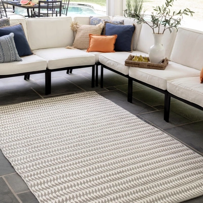 Nuloom Outdoor Striped Yasmin Area Rug