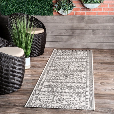 Nuloom Kandace Indoor/outdoor Area Rug In White