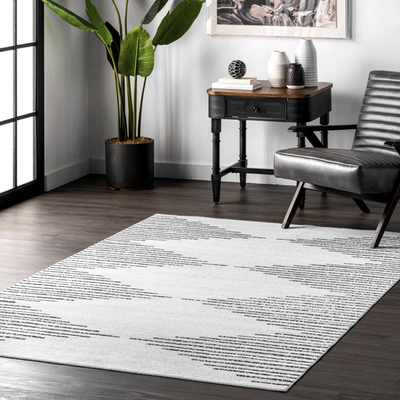 Nuloom Romina Machine Washable Diamond Stripes Area Rug In White